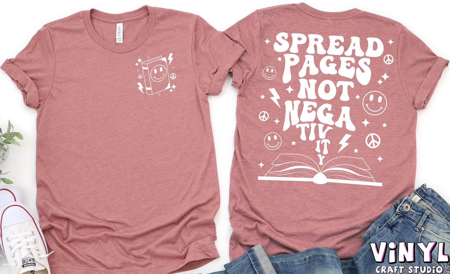 749.) Spread Pages White